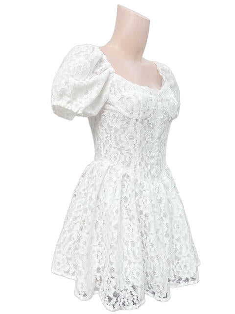 【新作入荷】花柄レースのミニ丈ワンピース♪